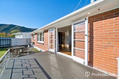 Photo of property in 38 Russell Road, Wainuiomata, Lower Hutt, 5014