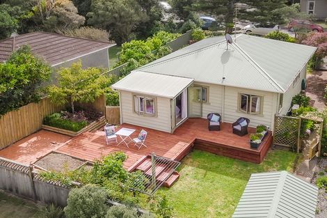 Photo of property in 36 Raroa Place, Pukerua Bay, 5026