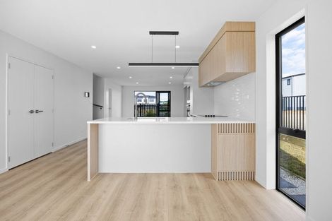 Photo of property in 4 Harikoa Way, Karaka, 2113