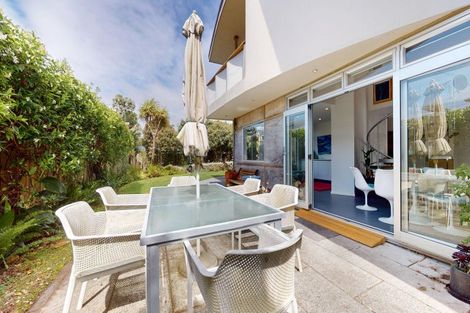 Photo of property in 30 Kent Avenue, Waitarere Beach, Levin, 5510
