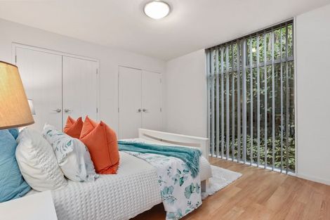 Photo of property in 81 Huia Road, Titirangi, Auckland, 0604