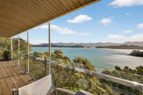 Photo of property in 348 Marine Drive, Charteris Bay, Governors Bay, 8971
