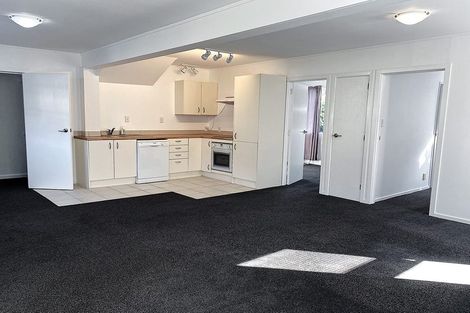 Photo of property in 82 Forrest Hill Road, Forrest Hill, Auckland, 0620