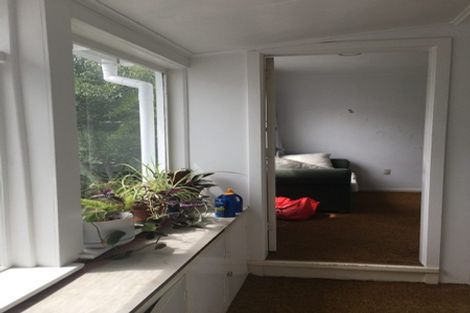 Photo of property in 19 Myrtle Crescent, Mount Cook, Wellington, 6021