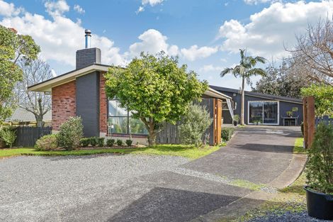 Photo of property in 11 Harrisville Road, Tuakau, 2121