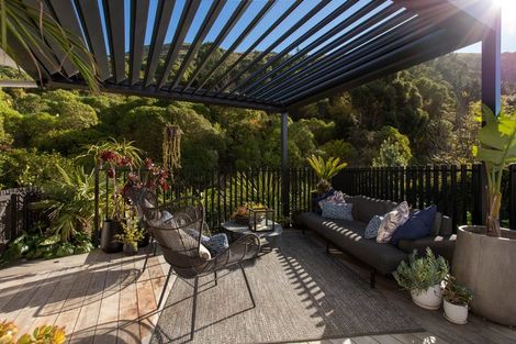 Photo of property in 10 Finnsarby Place, Sumner, Christchurch, 8081