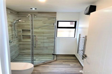 Photo of property in 17 Delph Street, Avonhead, Christchurch, 8042