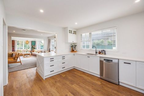 Photo of property in 6 Wallace Place, Hokowhitu, Palmerston North, 4410