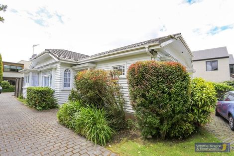 Photo of property in 92 Hinau Street, Riccarton, Christchurch, 8041