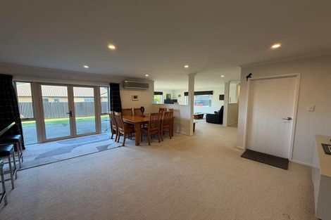 Photo of property in 40 Sunstone Crescent, Brown Owl, Upper Hutt, 5018