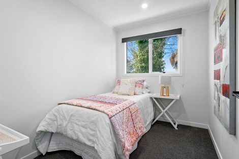 Photo of property in 98 Williams Street, Cambridge, 3434