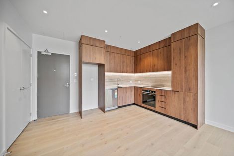 Photo of property in 102/82 Te Oneroa Way, Long Bay, 0630