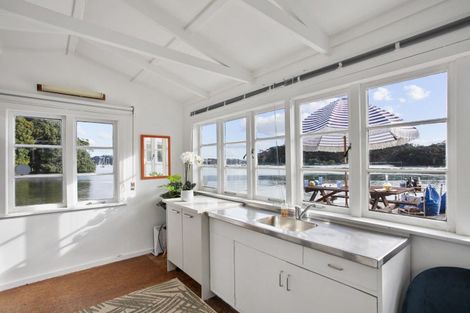 Photo of property in 11 Hope Avenue, Russell, 0202