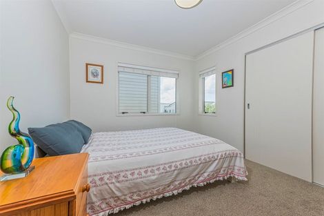 Photo of property in 62 Station Street, Hobsonville, Auckland, 0616