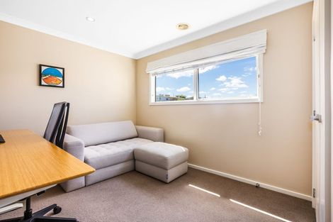 Photo of property in 37 Nelson Avenue, Aotea, Porirua, 5024