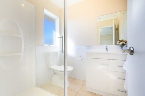 Photo of property in 1a Kings Court, Roslyn, Palmerston North, 4414