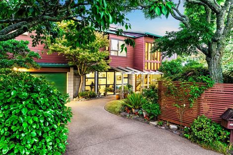 Photo of property in 7 Helvetia Drive, Browns Bay, Auckland, 0630