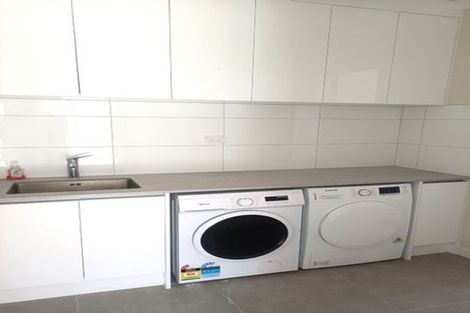 Photo of property in 58 Mettam Drive, Swanson, Auckland, 0614