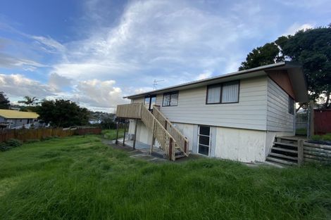 Photo of property in 35 Lilburn Crescent, Massey, Auckland, 0614