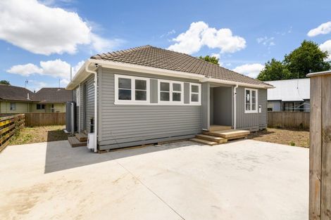 Photo of property in 73 Rangiora Avenue, Roslyn, Palmerston North, 4414