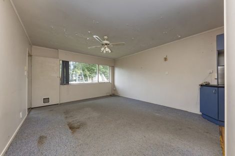 Photo of property in 39b/6 Harrington Road, Henderson, Auckland, 0610