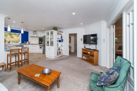 Photo of property in 98 John F Kennedy Drive, Milson, Palmerston North, 4414