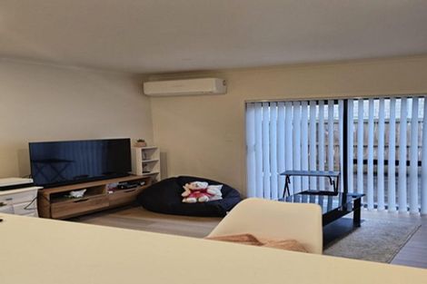 Photo of property in 33u2 May Street, Hamilton East, Hamilton, 3216