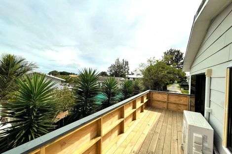 Photo of property in 2/124 Finlayson Avenue, Clendon Park, Auckland, 2103