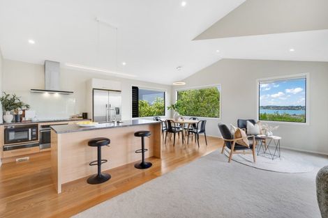 Photo of property in 32c Devon Road, Bucklands Beach, Auckland, 2012