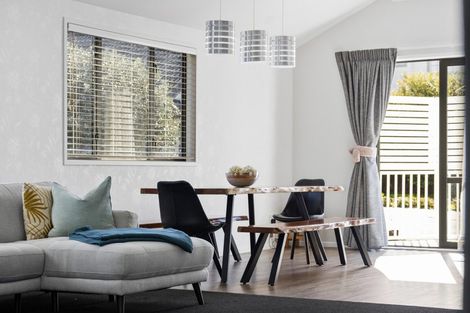 Photo of property in 14 Guildford Place, Bethlehem, Tauranga, 3110