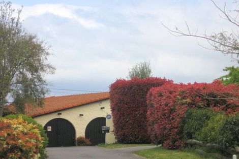 Photo of property in 5 Kew Place, Richmond Heights, Taupo, 3330