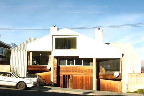 Photo of property in 31 Sydney Street, Queenstown, 9300