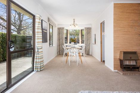 Photo of property in 2/6 Nikau Grove, Woburn, Lower Hutt, 5010