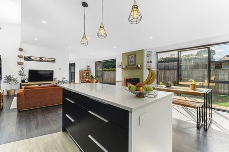 Photo of property in 4 Bright Way, Lower Vogeltown, New Plymouth, 4310