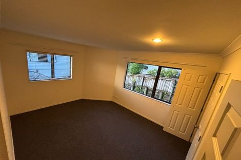 Photo of property in 27 Mariners View Road, Beach Haven, Auckland, 0626