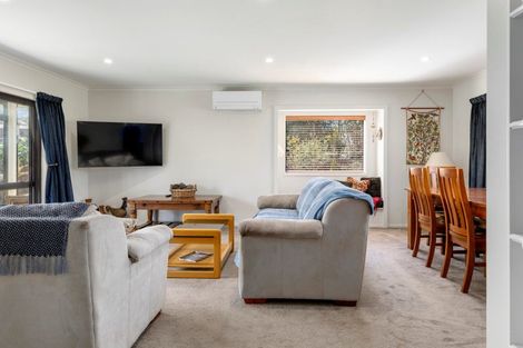 Photo of property in 1/7 Kathleen Place, Rainbow Point, Taupo, 3330