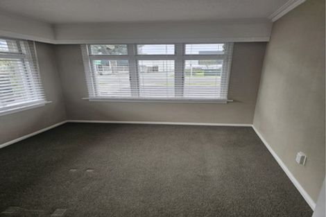 Photo of property in 135a Langdons Road, Northcote, Christchurch, 8052