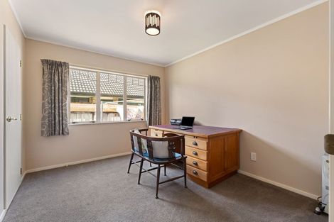 Photo of property in 12 Washington Parade, Milson, Palmerston North, 4414