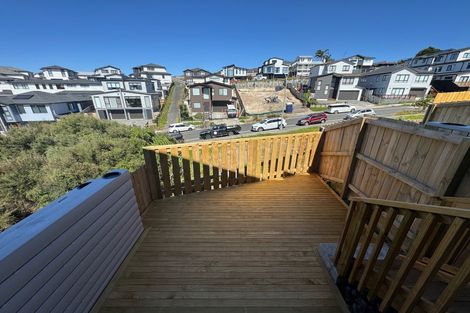 Photo of property in 8 Kautawa Lane, Massey, Auckland, 0614