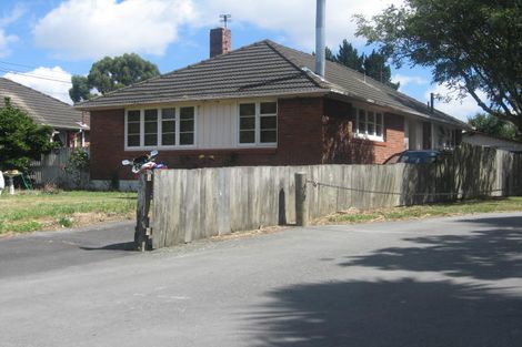 Photo of property in 28 Auburn Avenue, Upper Riccarton, Christchurch, 8041