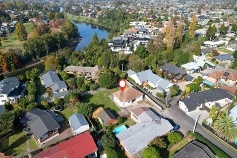 Photo of property in 48 Braid Road, St Andrews, Hamilton, 3200