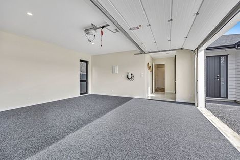 Photo of property in 4 Wheki Place, Swanson, 0614