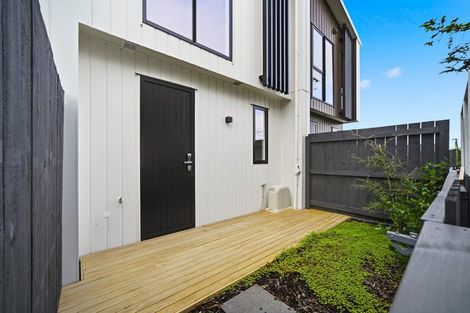 Photo of property in 8/36 Woodside Road, Massey, Auckland, 0614