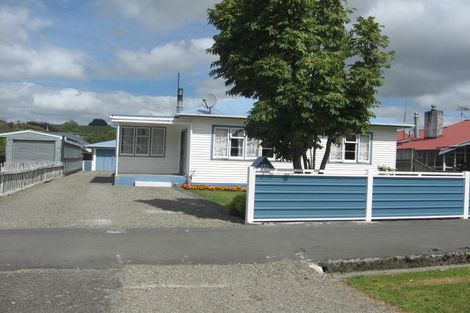 Photo of property in 11 Sedcole Street, Pahiatua, 4910