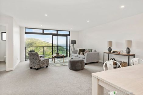 Photo of property in 15 Nanda Way, Khandallah, 6035