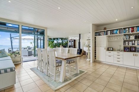 Photo of property in 6 Joydon Place, Stanmore Bay, Whangaparaoa, 0932
