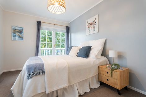 Photo of property in 28 Dimock Street, Titahi Bay, Porirua, 5022