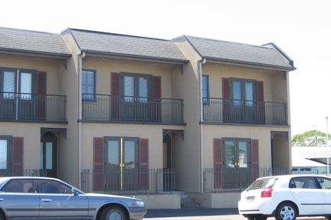 Photo of property in 11/99 Mokoia Road, Birkenhead, Auckland, 0626