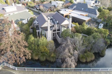 Photo of property in 2/37 Poynder Avenue, Merivale, Christchurch, 8014