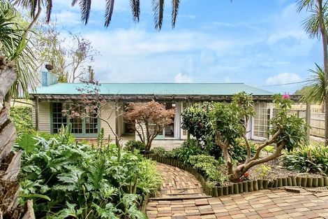 Photo of property in 29 Salem Place, Torbay, Auckland, 0630